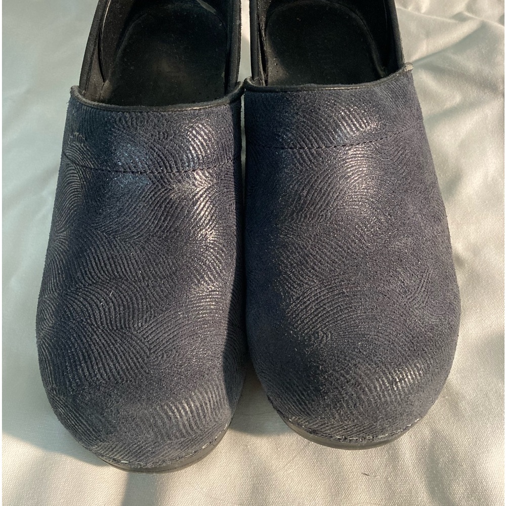 Sanita navy blue clogs